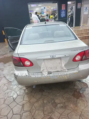 Toyota Corolla 2004 Silver
