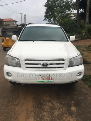Toyota Highlander 2005 White
