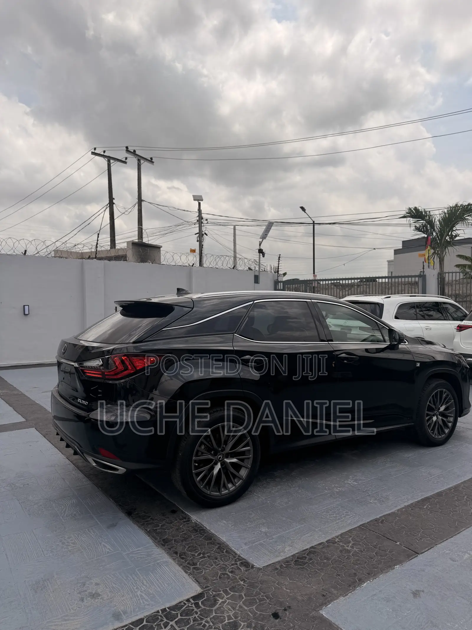 Lexus RX 2022 Black