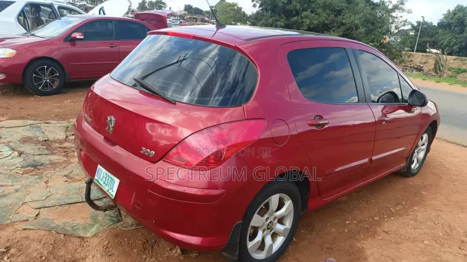 Peugeot 308 2012 Red