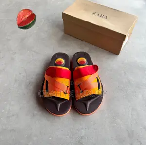 Original Zara Slides Available in Store