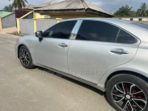 Lexus ES 350 2009 Brown