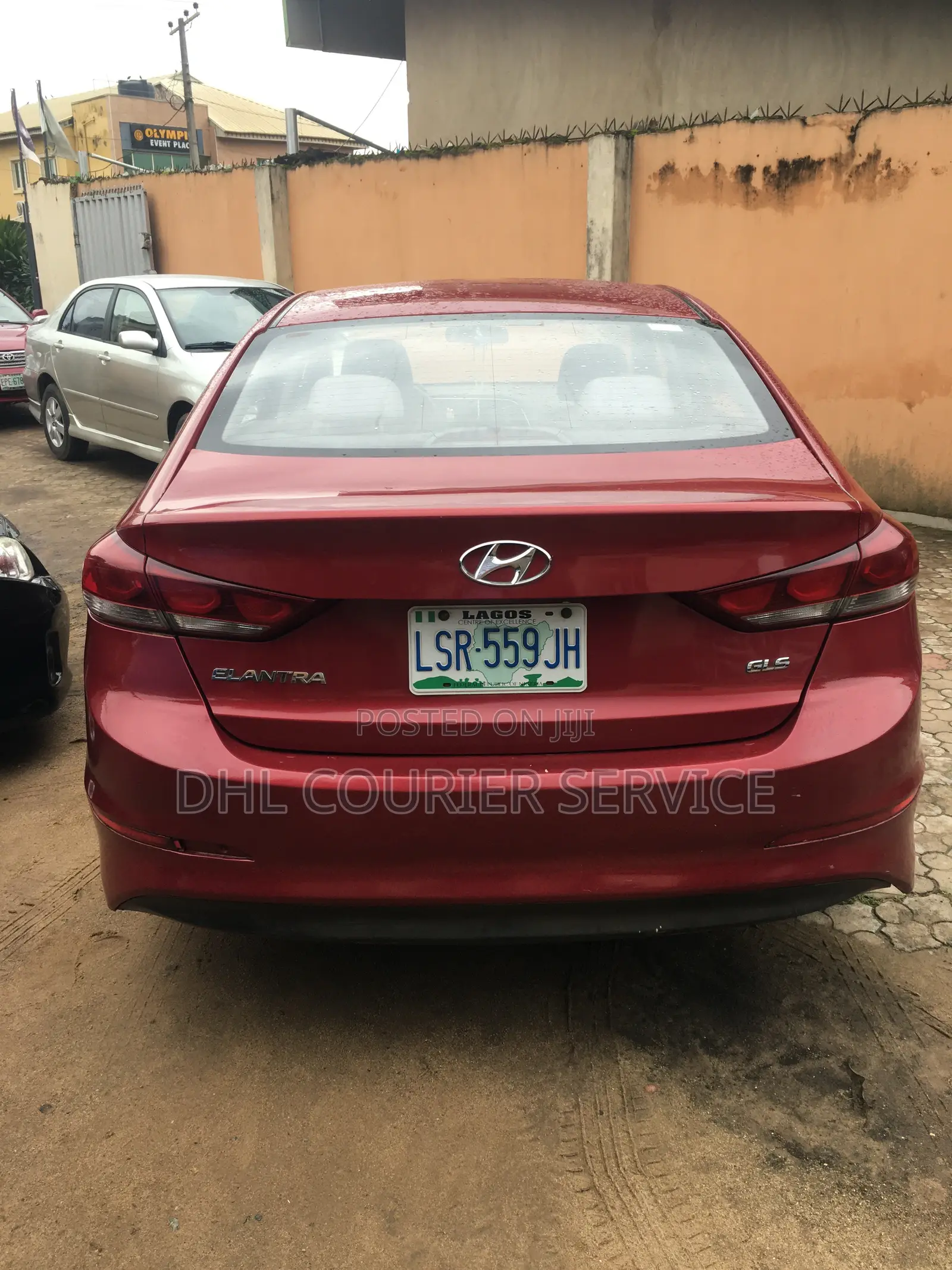 Hyundai Elantra 2017 Red
