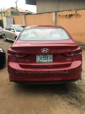 Hyundai Elantra 2017 Red