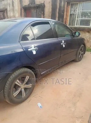 Toyota Avensis 2.0 Advanced 2010 Blue