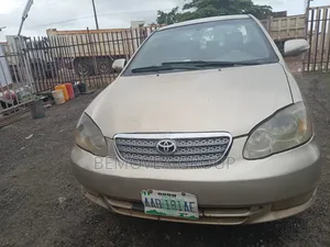 Toyota Corolla 2005 Gold