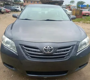 Toyota Camry 2009 Gray