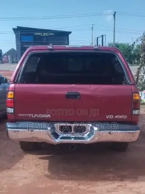 Toyota Tundra 4.7 Automatic 2000 Red