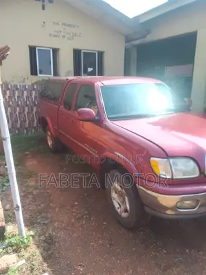 Toyota Tundra 4.7 Automatic 2000 Red