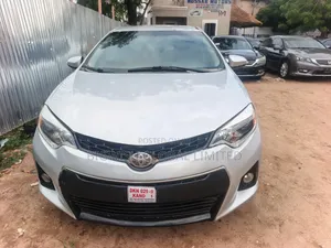 Toyota Corolla 2015 Silver