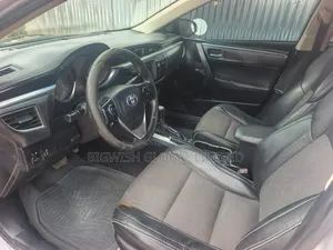 Toyota Corolla 2015 Silver