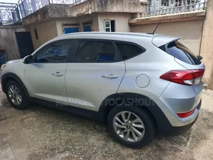Hyundai Tucson 2016 Silver