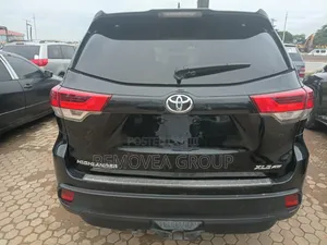 Toyota Highlander 2017 Black