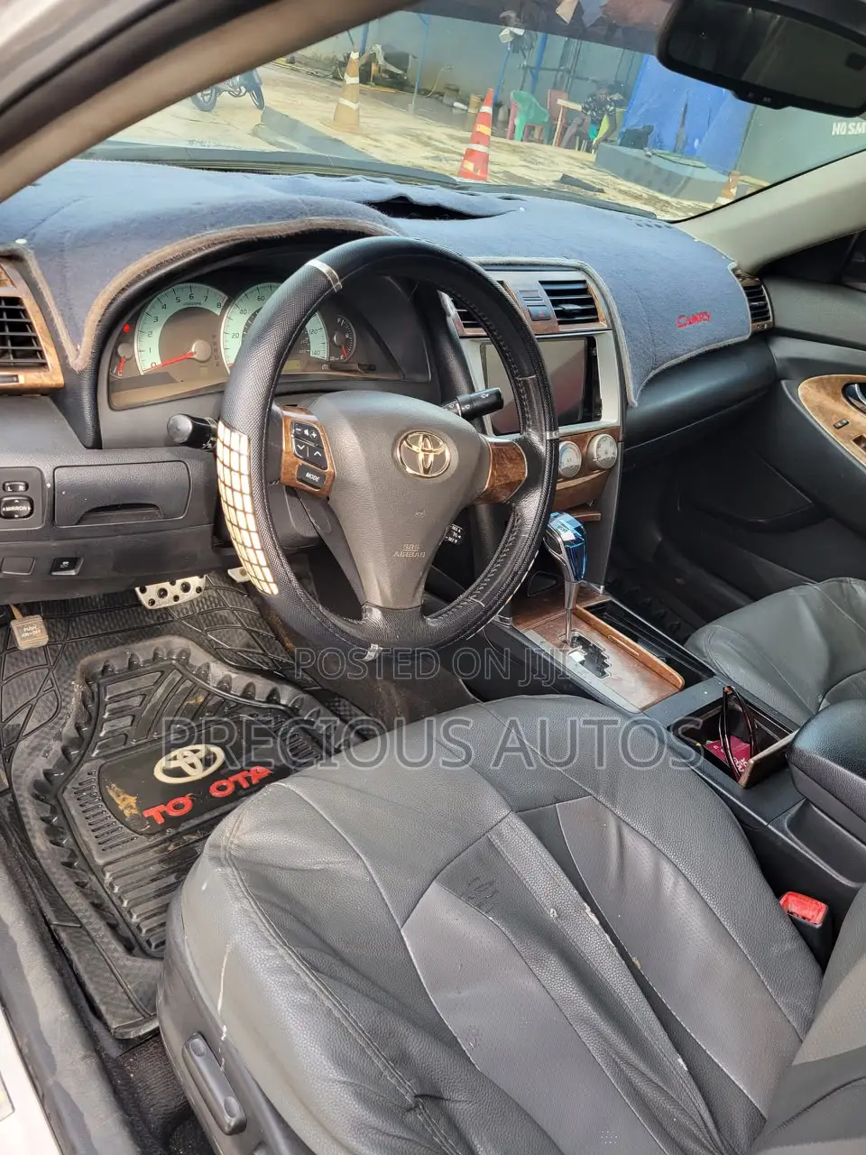 Toyota Camry 2010 Silver