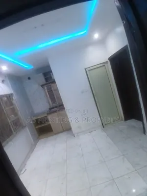 Furnished 1bdrm Room & Parlour in Ikota Bridge Bustop, for rent