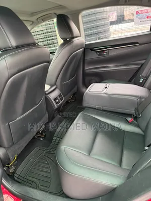 Lexus ES 2015 Red