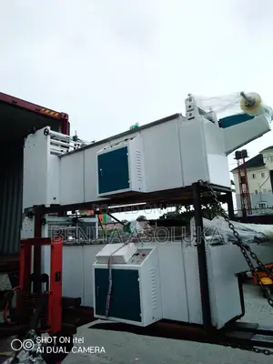 Glueing Machine