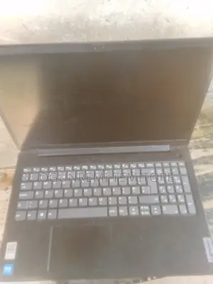 Laptop Lenovo Ideapad 3 4GB SSD 256GB