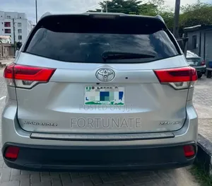Toyota Highlander 2017 Green