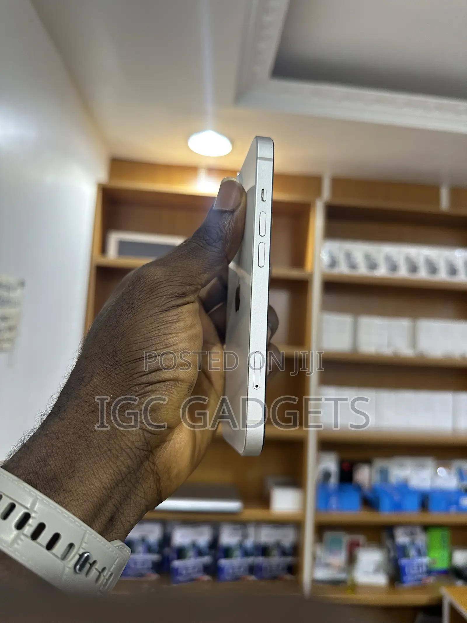 Apple iPhone 13 128 GB White