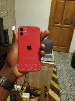 Apple iPhone 11 64 GB Red