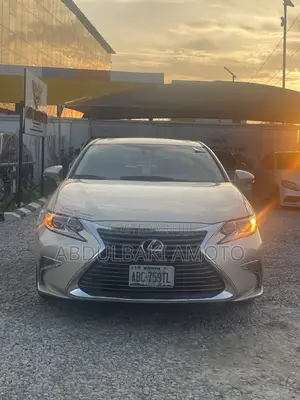 Lexus ES 2015 Teal