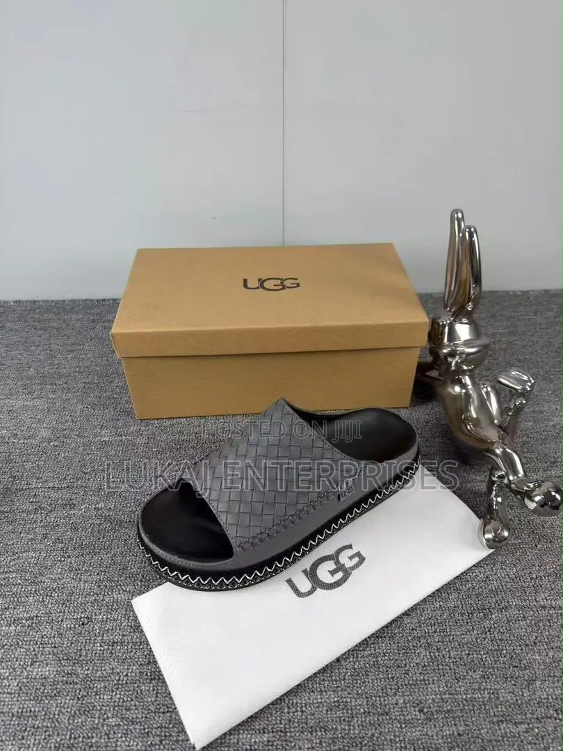 Ugg Luxury