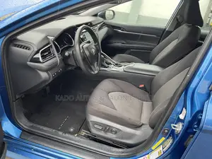 Toyota Camry 2019 Blue
