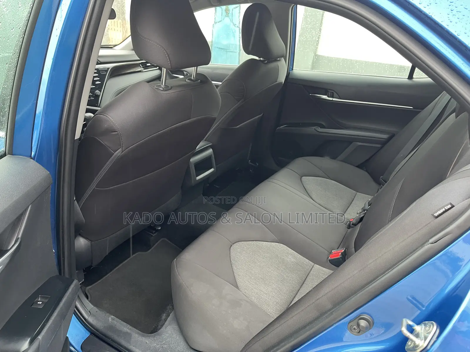 Toyota Camry 2019 Blue