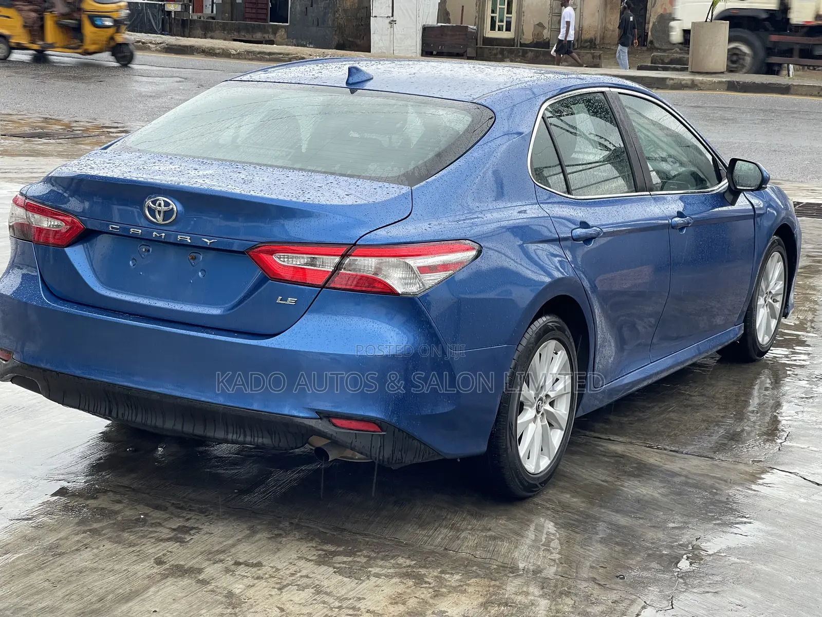 Toyota Camry 2019 Blue