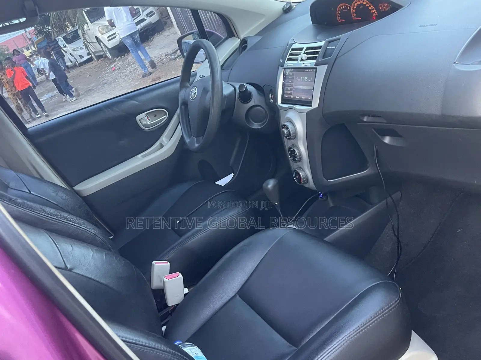 Toyota Yaris 2010 Red