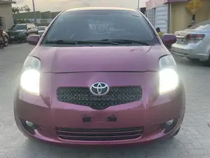 Toyota Yaris 2010 Red