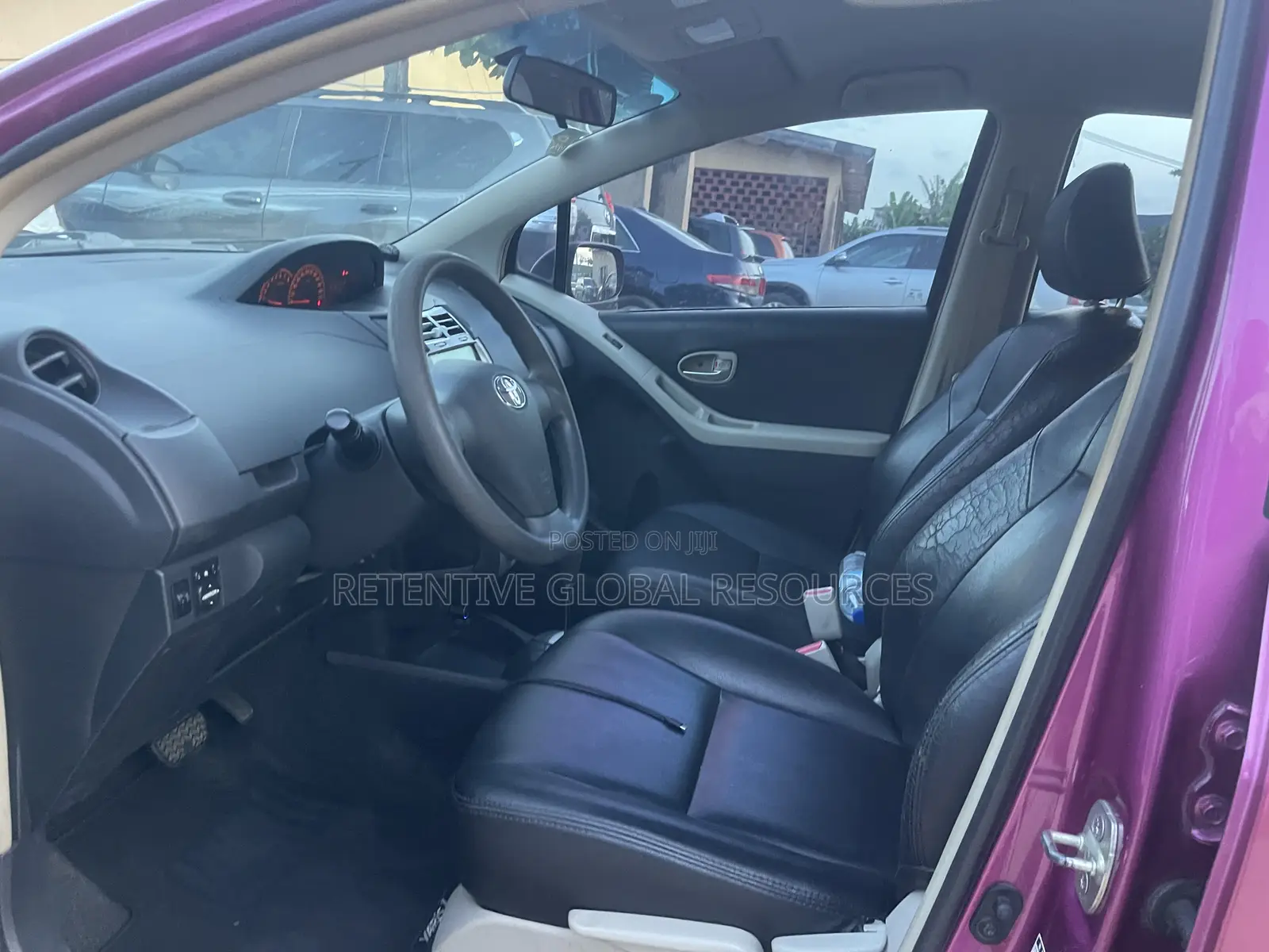 Toyota Yaris 2010 Red