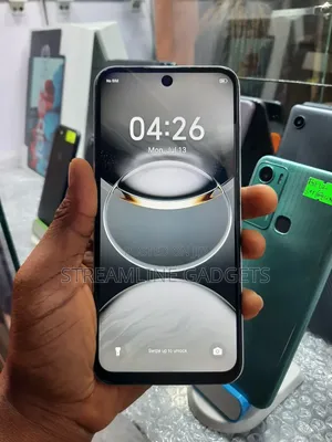 Tecno Spark 30C 128 GB White