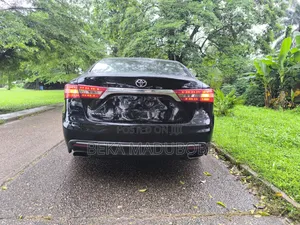 Toyota Avalon XLE FWDSedan (3.6L 6cyl 6A) 2016 Black