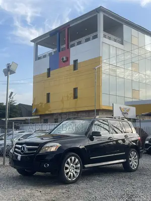 Mercedes-Benz GLK-Class 2010 Black