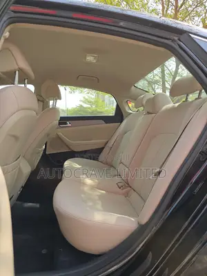 Hyundai Sonata SE 4dr Sedan (2.4L 4cyl 6A) 2015 Black
