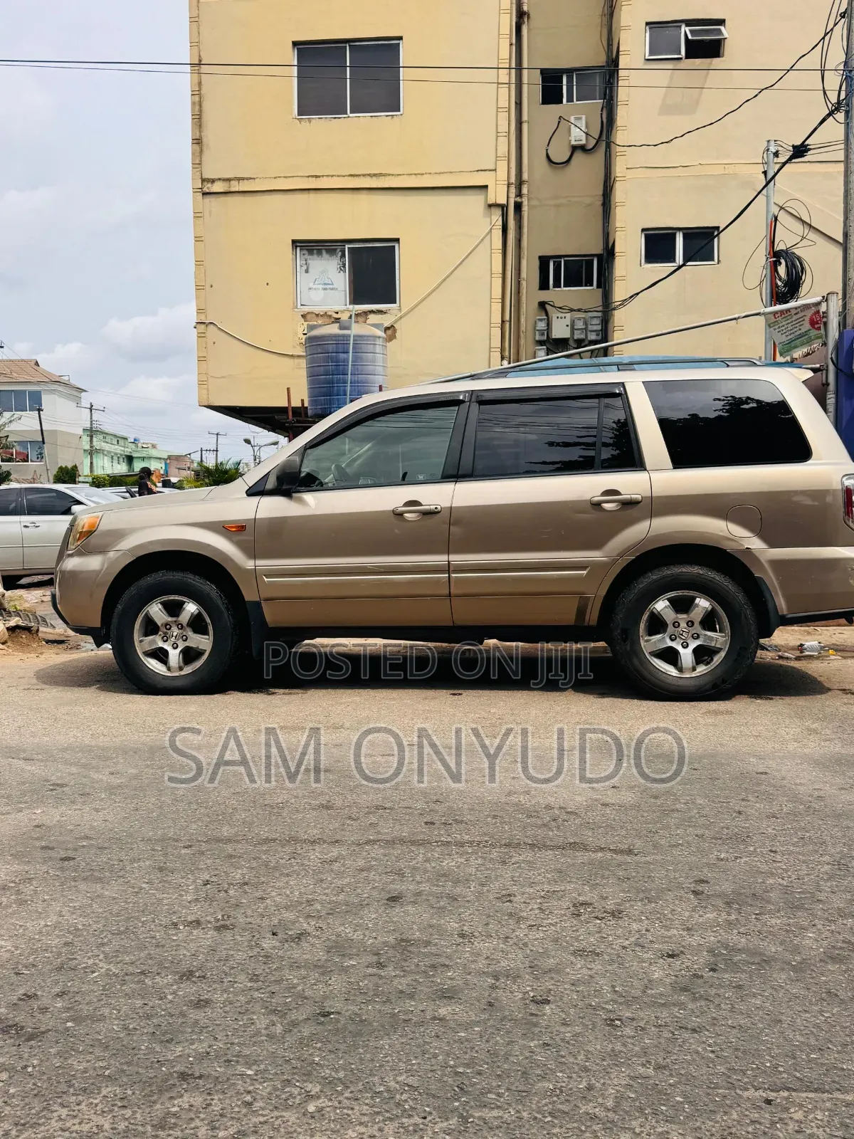 Honda Pilot 2005 Gold