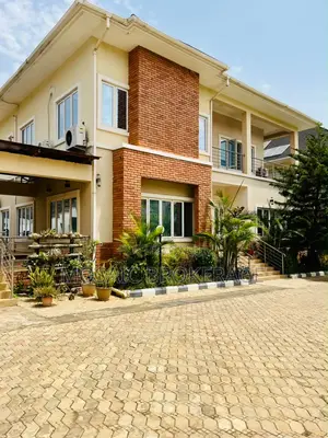 5bdrm Duplex in Katampe Extension for sale