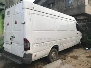 Mercedes-Benz Sprinter 2003 White