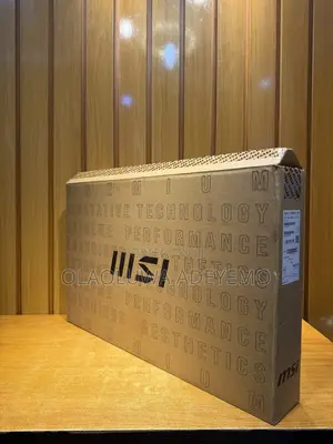 Laptop MSI Vector GP68 HX 13V 32GB Intel Core i9 SSD 2T