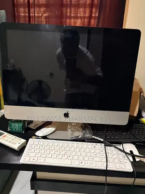 Desktop Computer Apple iMac 8GB Intel Core i5 SSD 500GB