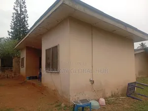 11bdrm Duplex in Bodija Estate, Ibadan for sale