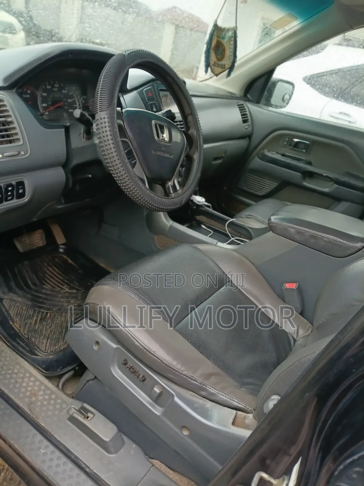 Honda Pilot 2004 Black