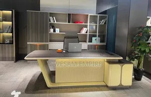 Top Qualit, Exquisitely Finished Premium Luxury Executive Table