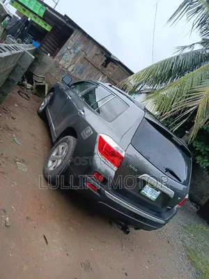 Toyota Highlander 2010 Gray