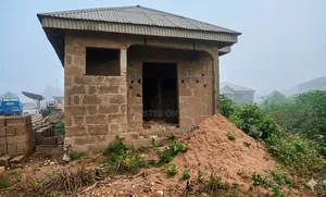 3bdrm Bungalow in Abira Court, Ado-Odo/Ota for sale