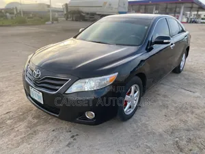 Toyota Camry LE 4dr Sedan (2.5L 4cyl 6AM) 2010 Black