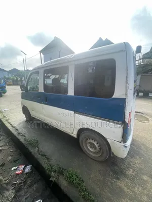 Daihatsu Hijet 2004 White