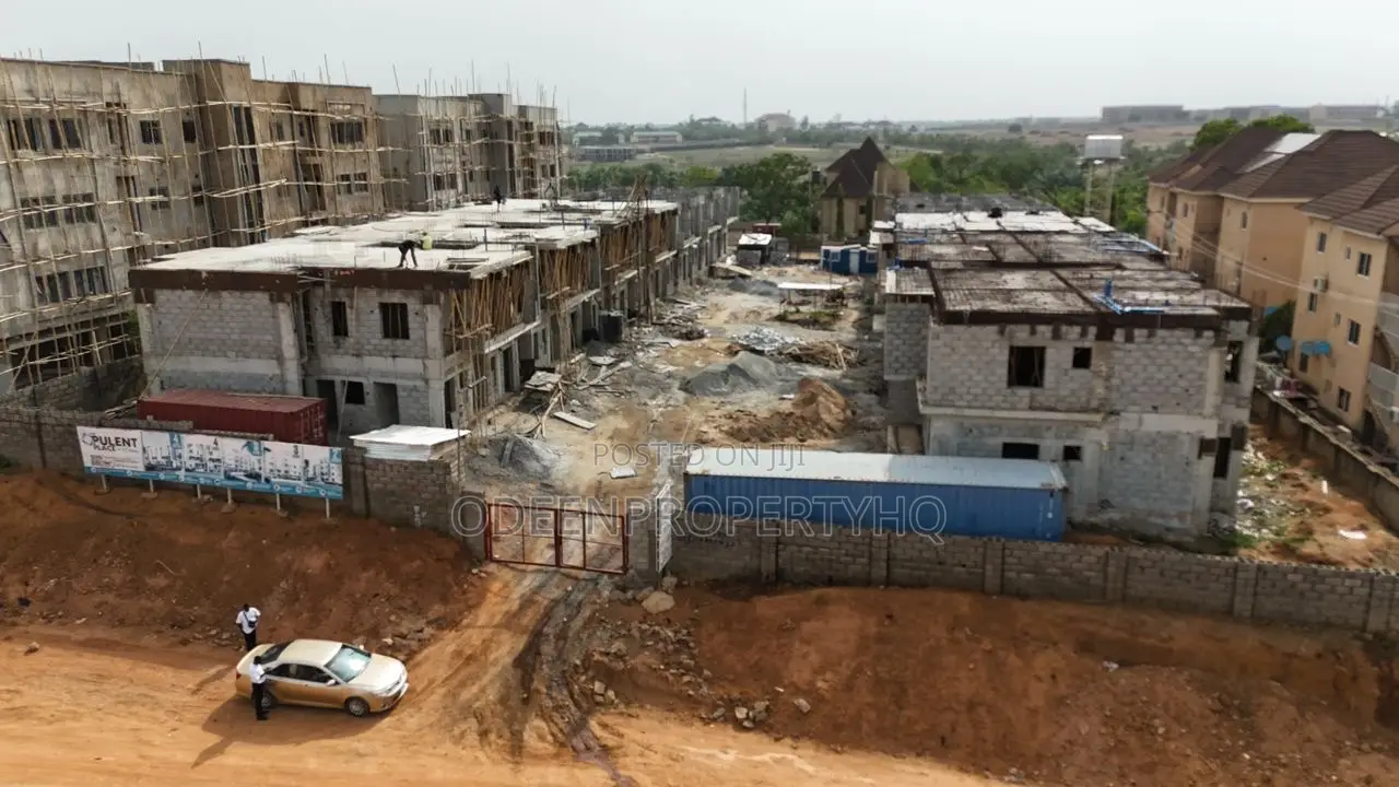 4 Bedroom Terrapartment